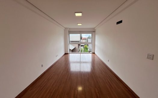 Apartamento Semi-Mobiliado – 02 Suítes