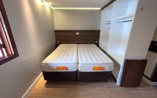 Apartamento Mobiliado – 01 Dormitório