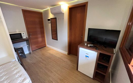 Apartamento Mobiliado – 01 Dormitório