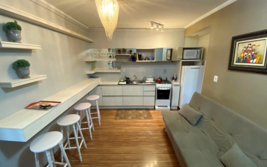 Apartamento Mobiliado – 01 Dormitório