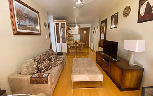 Apartamento Mobiliado – 01 Dormitório