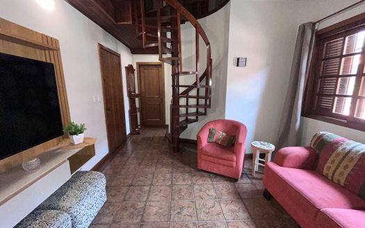 Apartamento Mobiliado – 01 Suíte + 02 Dormitórios