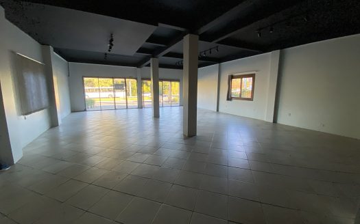 Loja – 200 m² – Bairro Carniel