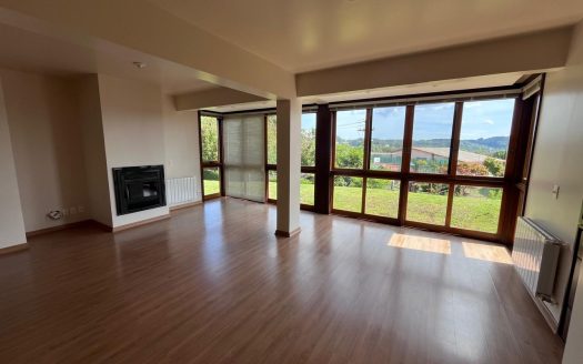 Apartamento Semi-Mobiliado – 02 Suítes
