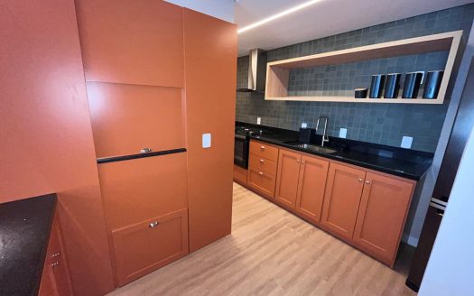 Apartamento Mobiliado – 02 Suítes