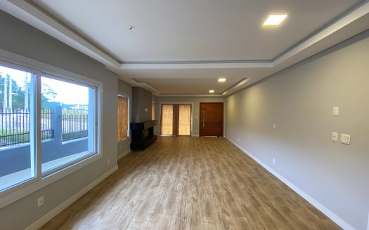 Casa Semi-Mobiliada – 03 Suítes