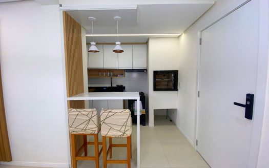 Apartamento Mobiliado – 02 Dormitórios
