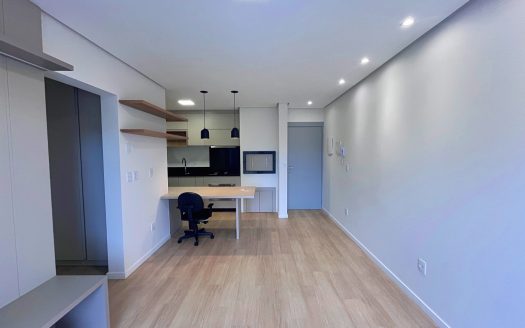 Apartamento Semi-Mobiliado – 01 Dormitório