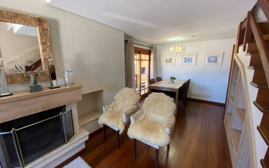 Apartamento Mobiliado – 01 Suíte + 01 Dormitório
