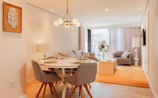 Apartamento Mobiliado – 02 Suítes
