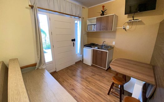 Apartamento Mobiliado – 01 Dormitório