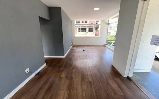 Loja – 65 m² – Centro