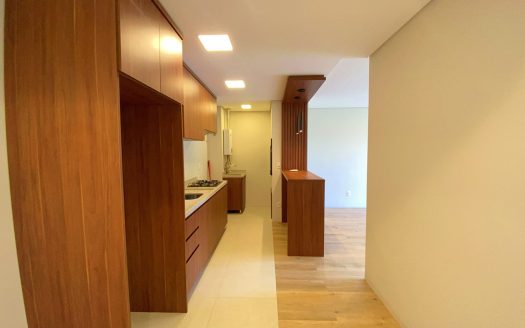 Apartamento Semi-Mobiliado – 02 Suítes