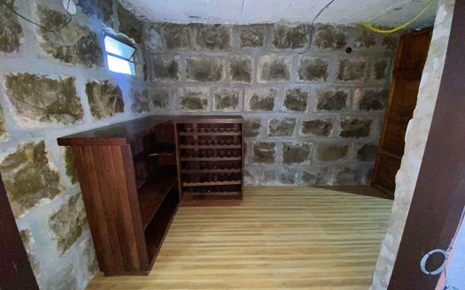 Apartamento Semi-Mobiliado – 02 Dormitórios