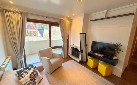 Apartamento Mobiliado – 01 Suíte + 01 Dormitório